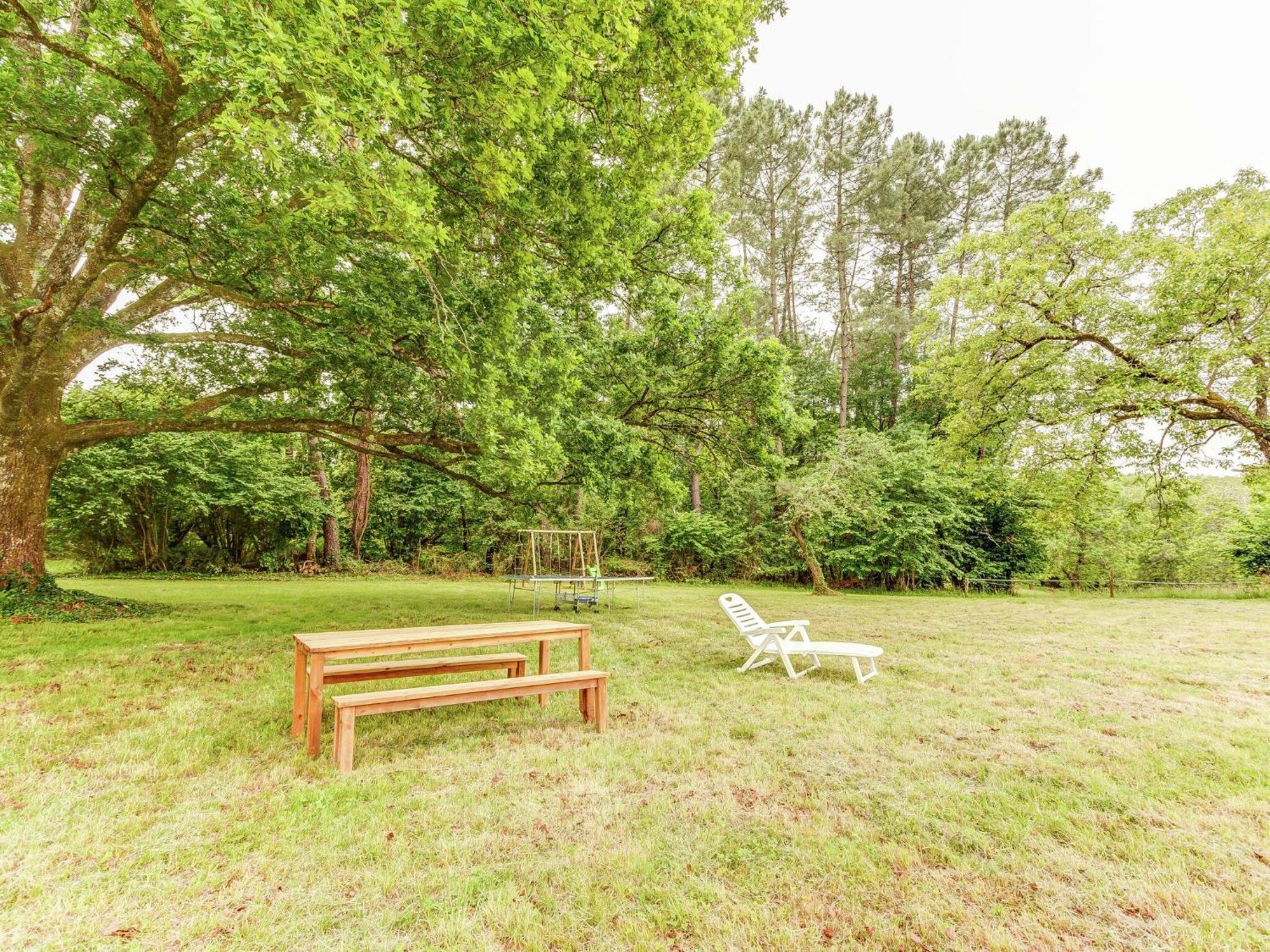 Cosy Holiday Home In Lantheuil With Garden Villefranche-du-Périgord 외부 사진
