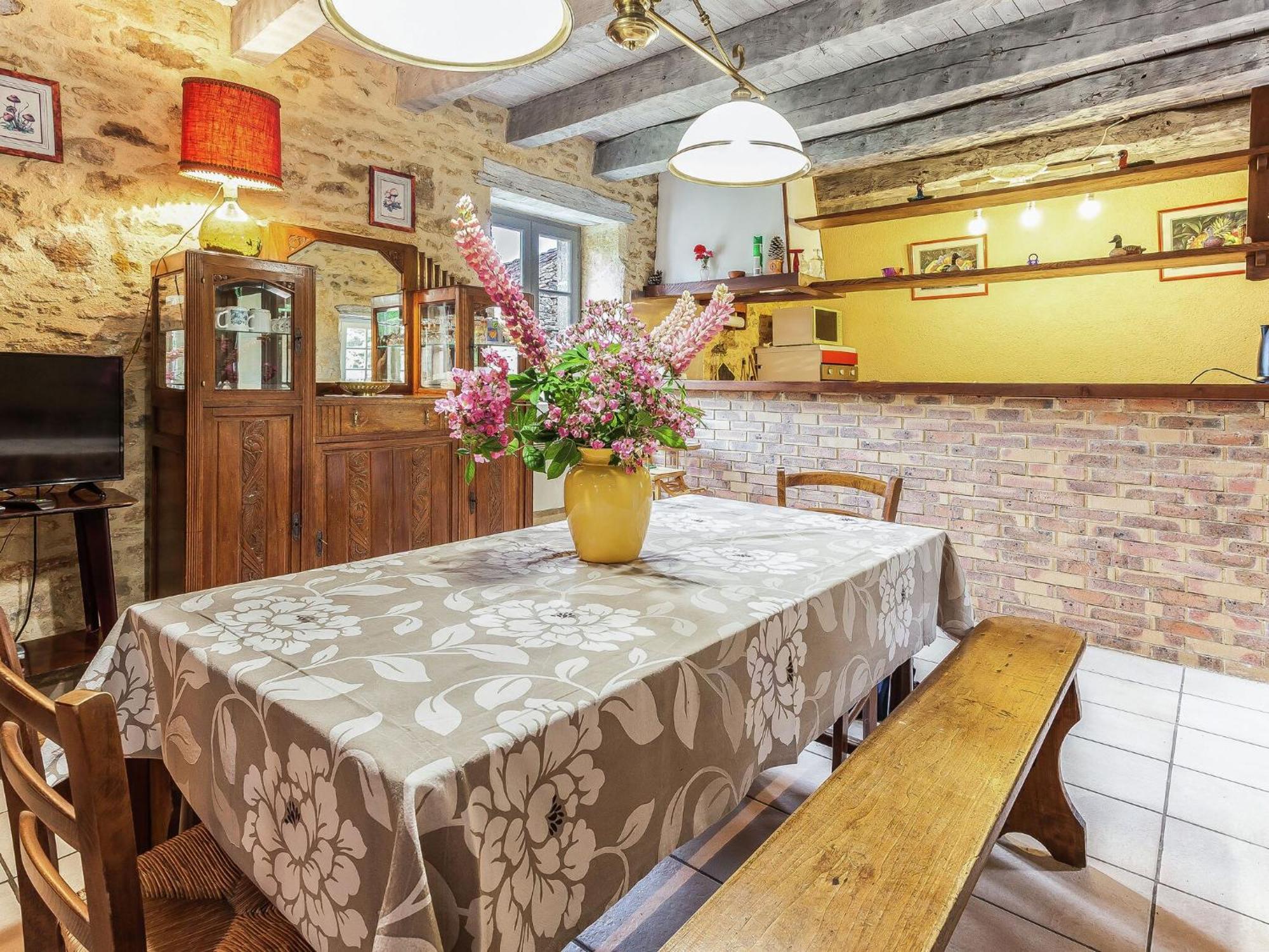 Cosy Holiday Home In Lantheuil With Garden Villefranche-du-Périgord 외부 사진