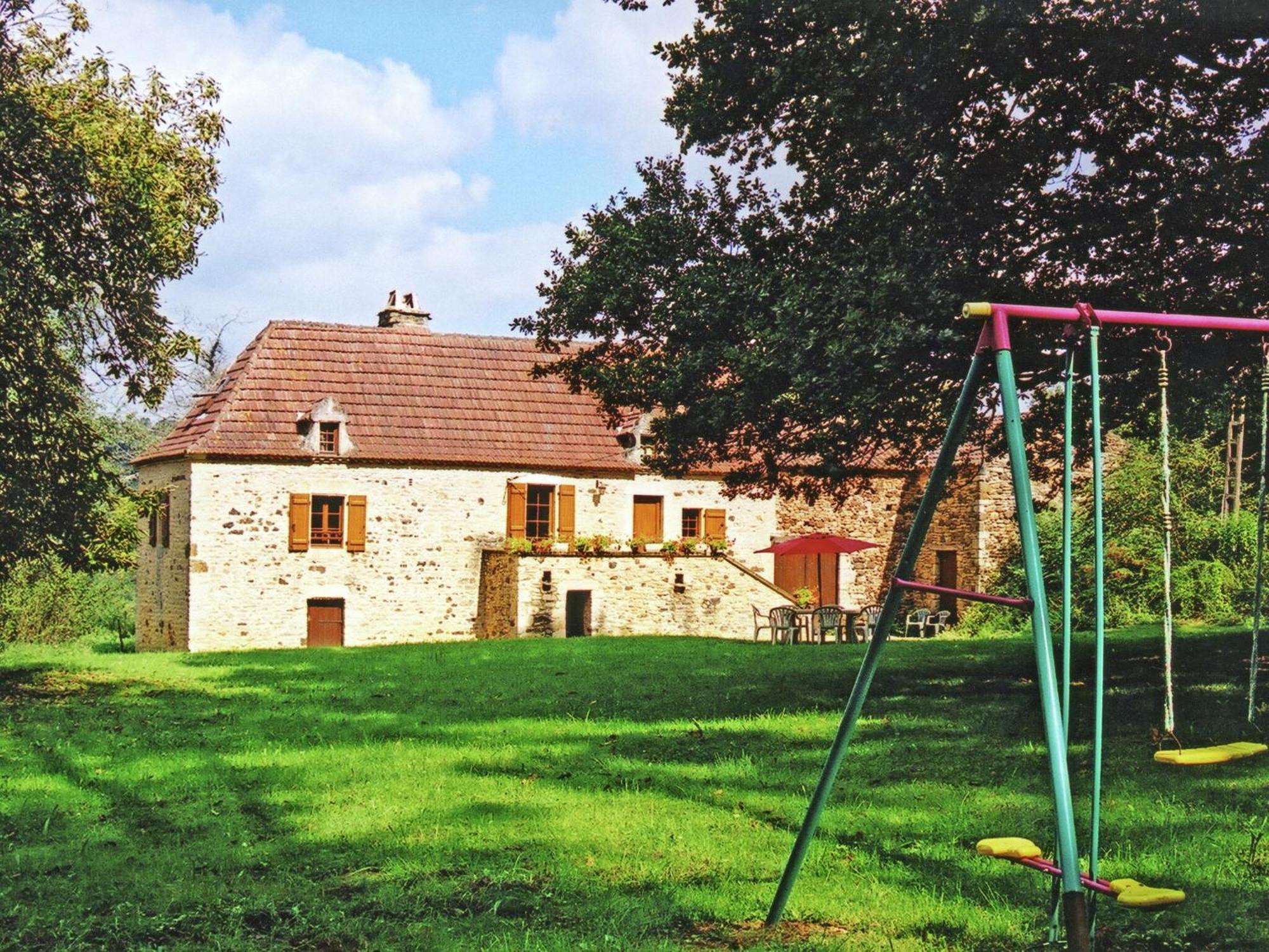 Cosy Holiday Home In Lantheuil With Garden Villefranche-du-Périgord 외부 사진