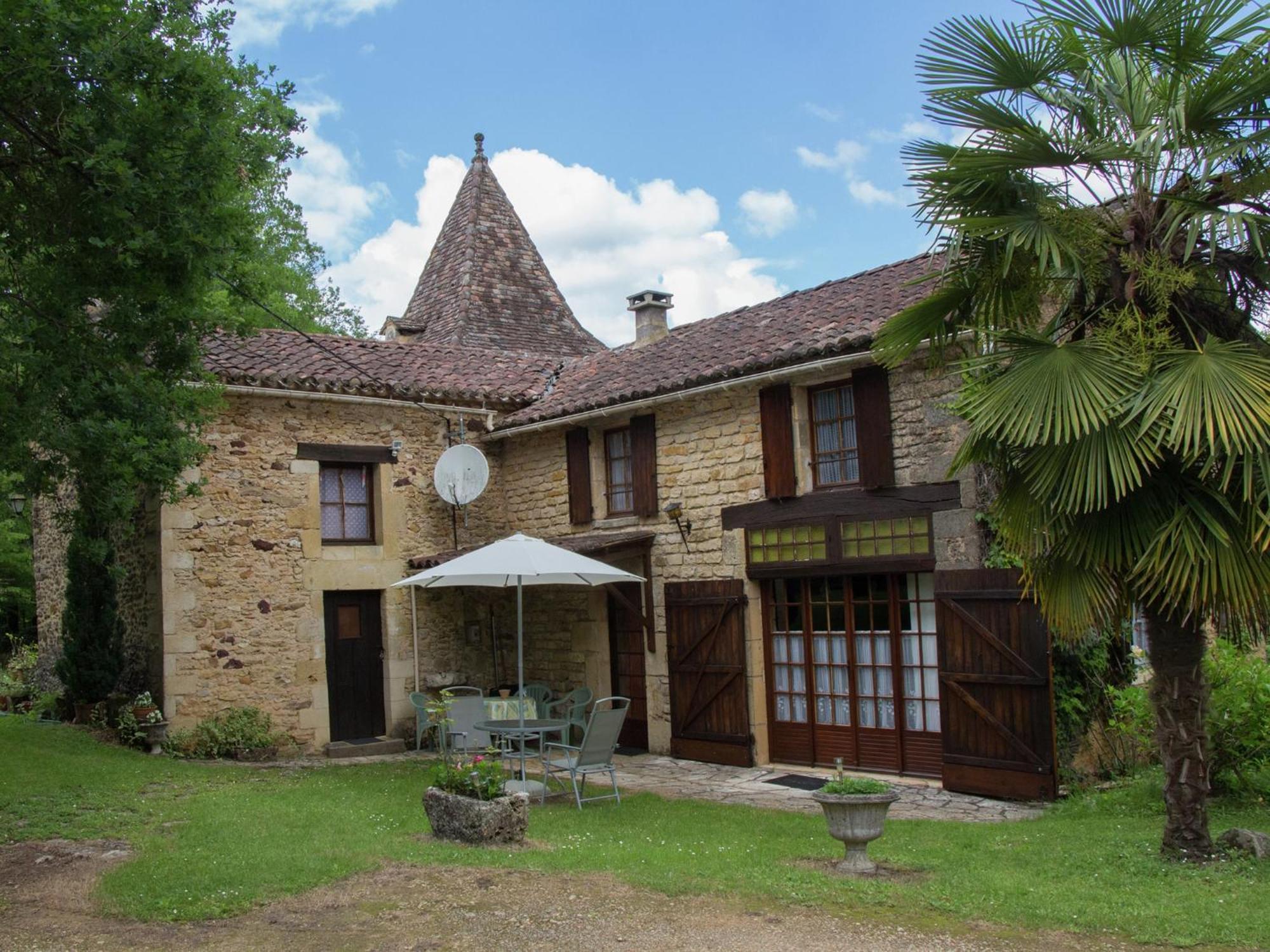 Cosy Holiday Home In Lantheuil With Garden Villefranche-du-Périgord 외부 사진